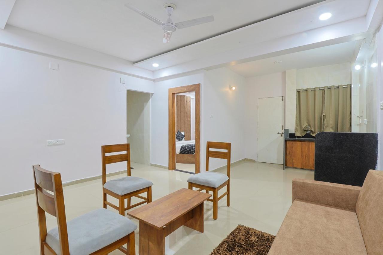 Hotel Monville Group Vadodara Exterior photo
